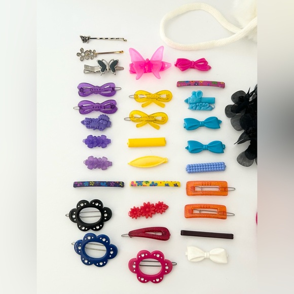 Vintage Hair Accessories & Combs Bundle for Girls - Picture 4 of 16